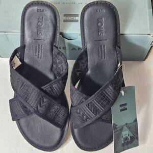 TOMS VIV BLACK ARROW EMBROIDERED MESH SLIDE SANDALS NWB